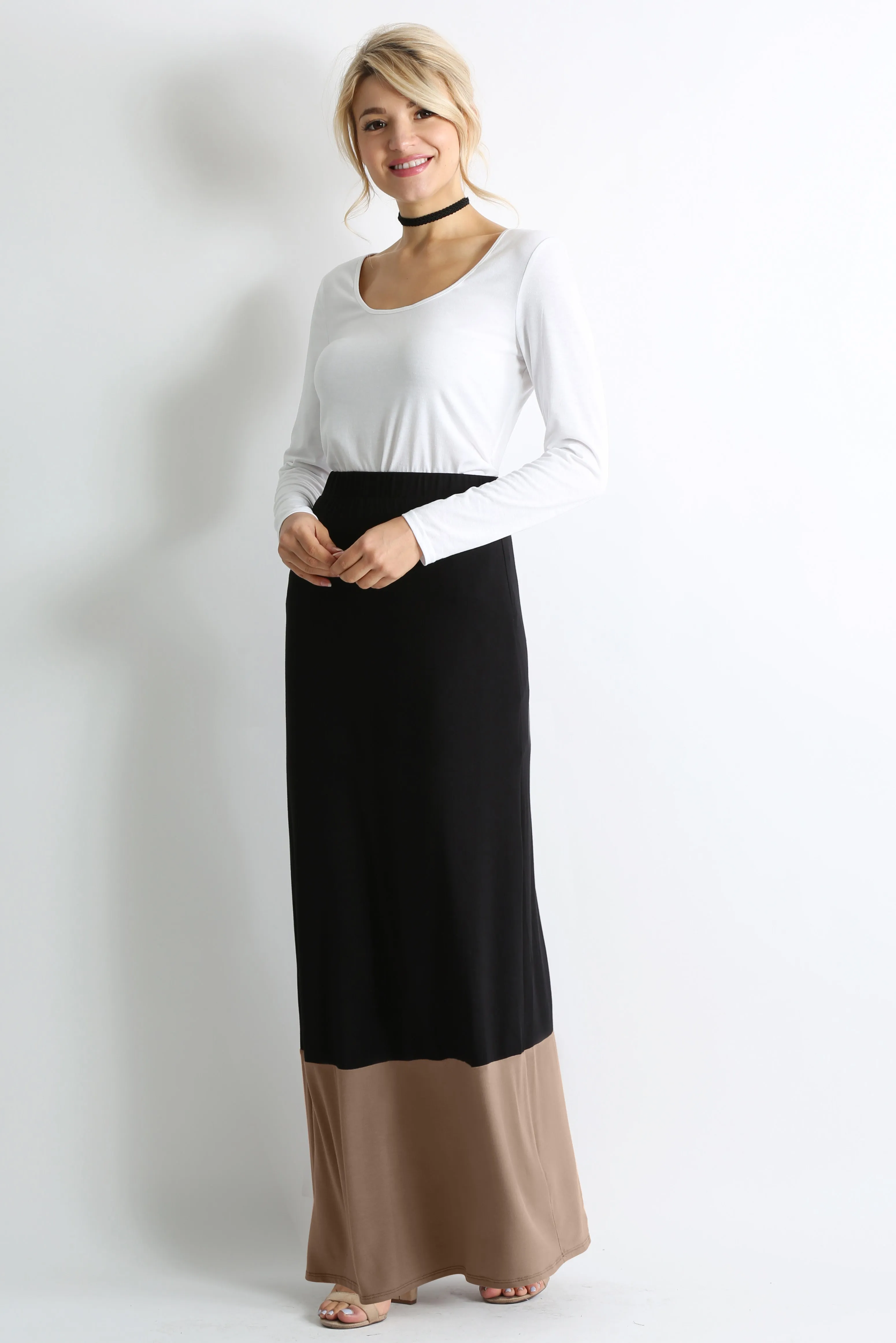 Contrasting Comfort Maxi Skirt