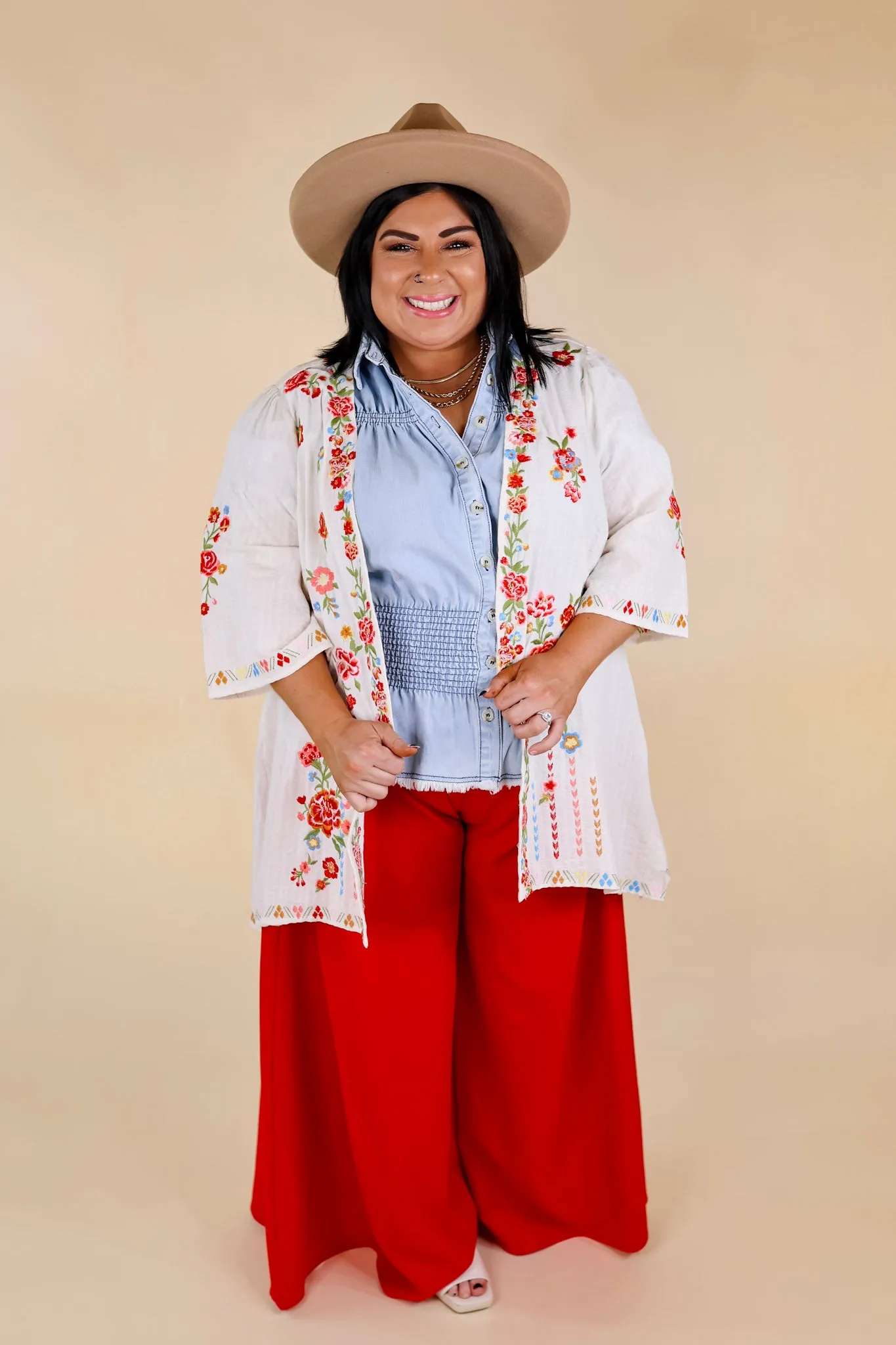 Enchanting Escapes Floral Embroidered 3/4 Sleeve Kimono in Ivory