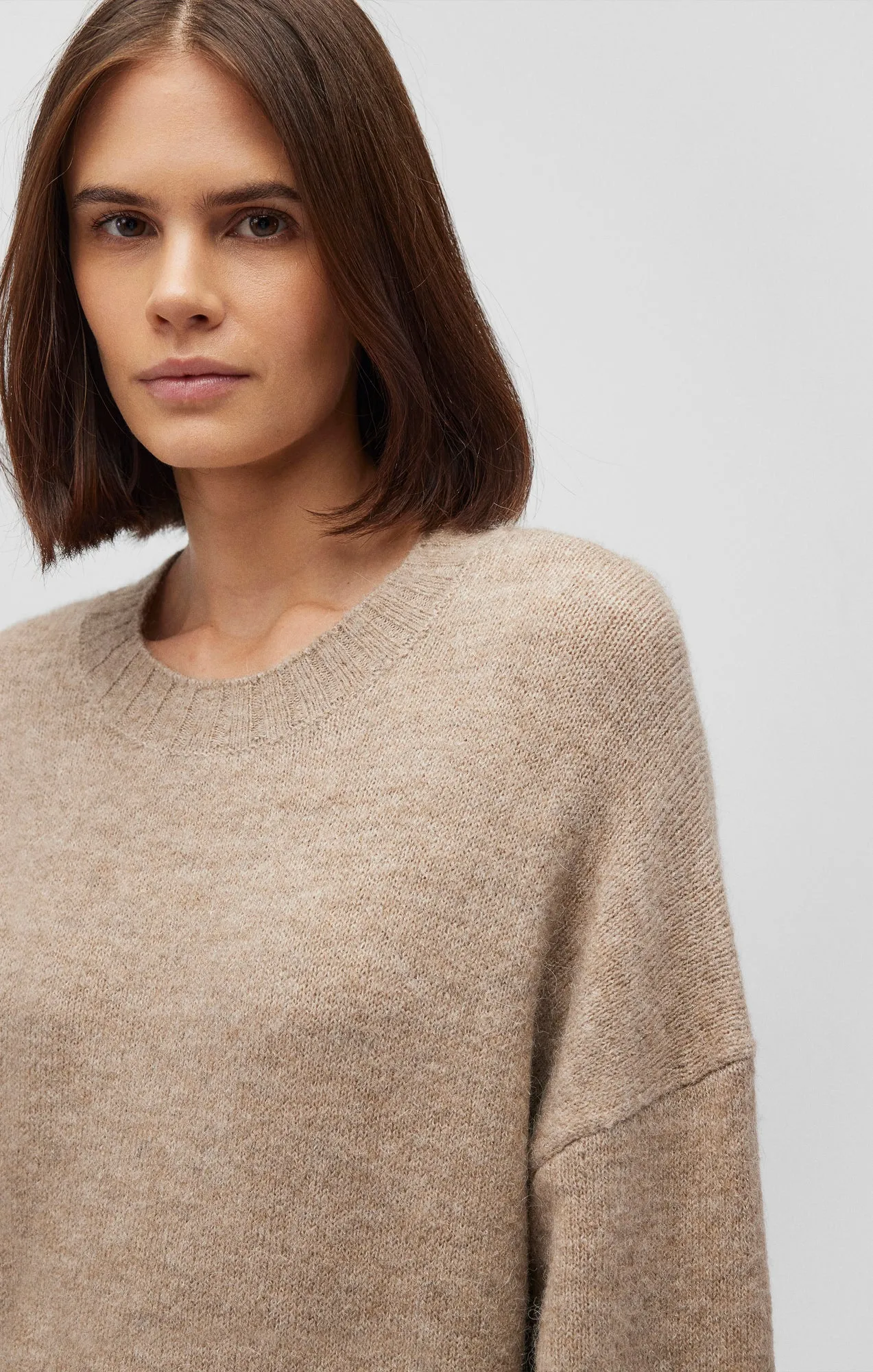 FUZZY SWEATER IN COBBLESTONE MELANGE